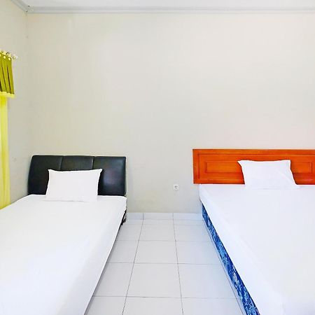 Collection O 91046 Hotel Remaja Indah Masamba ภายนอก รูปภาพ