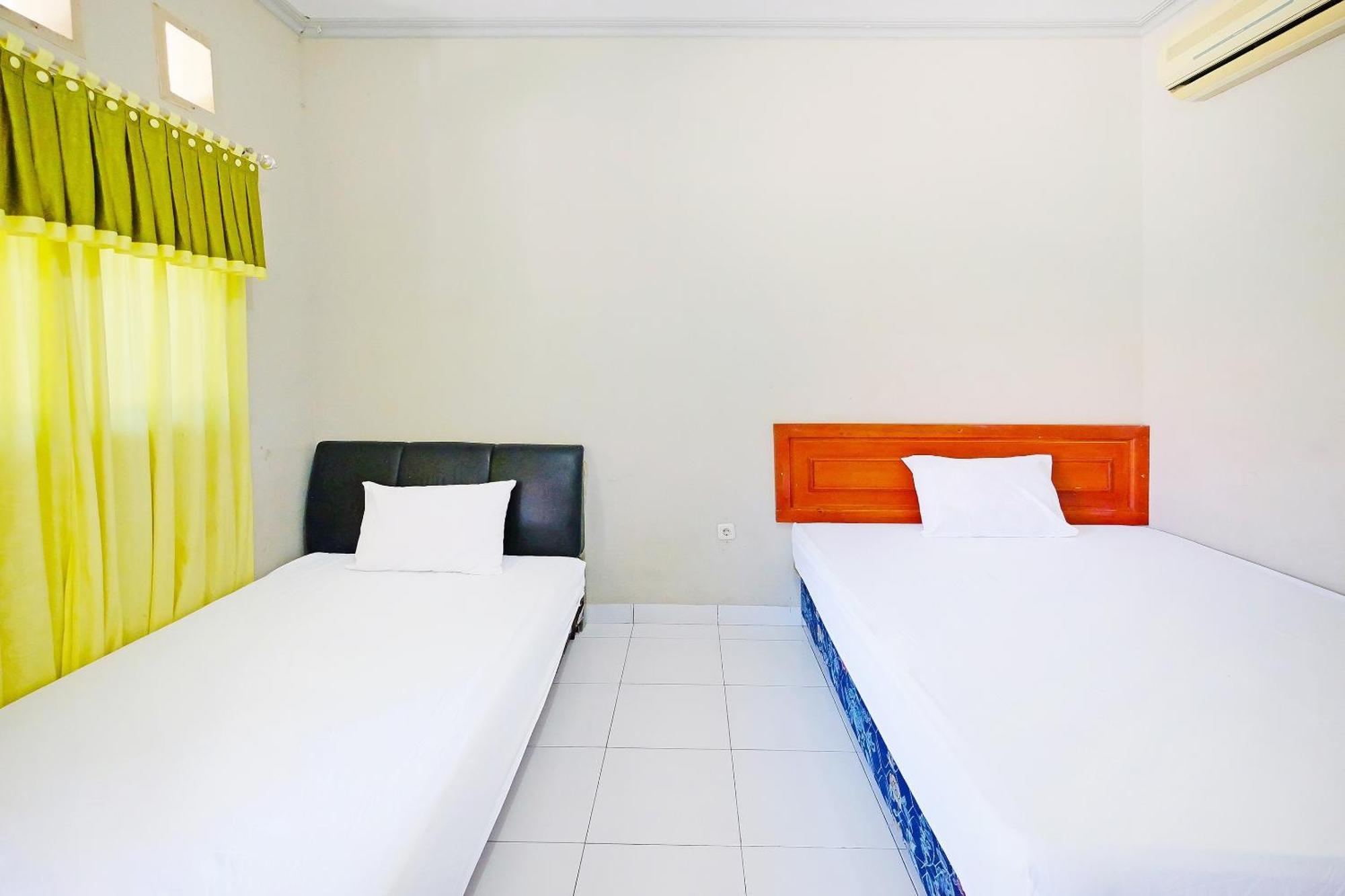 Collection O 91046 Hotel Remaja Indah Masamba ภายนอก รูปภาพ