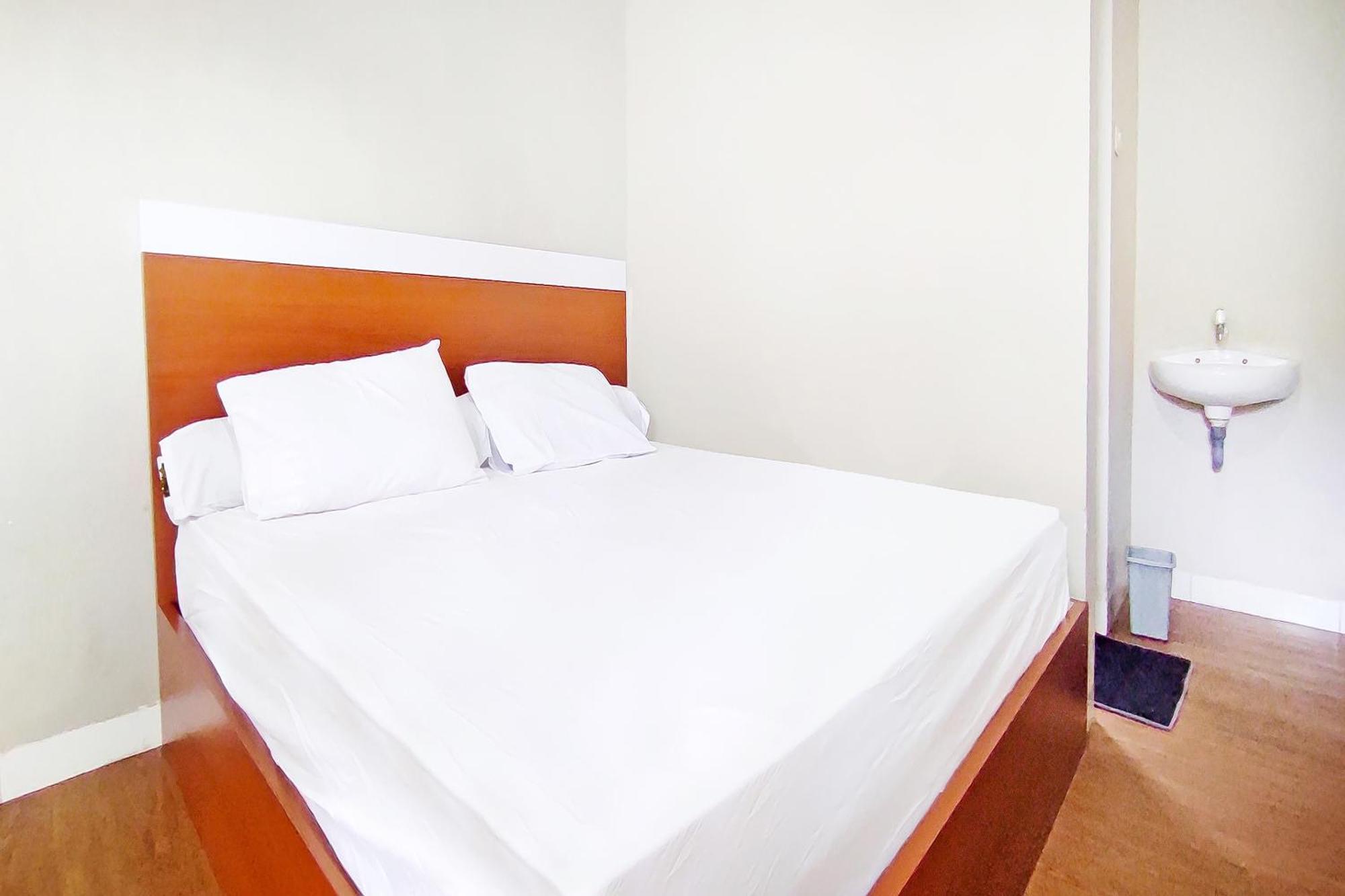 Collection O 91046 Hotel Remaja Indah Masamba ภายนอก รูปภาพ