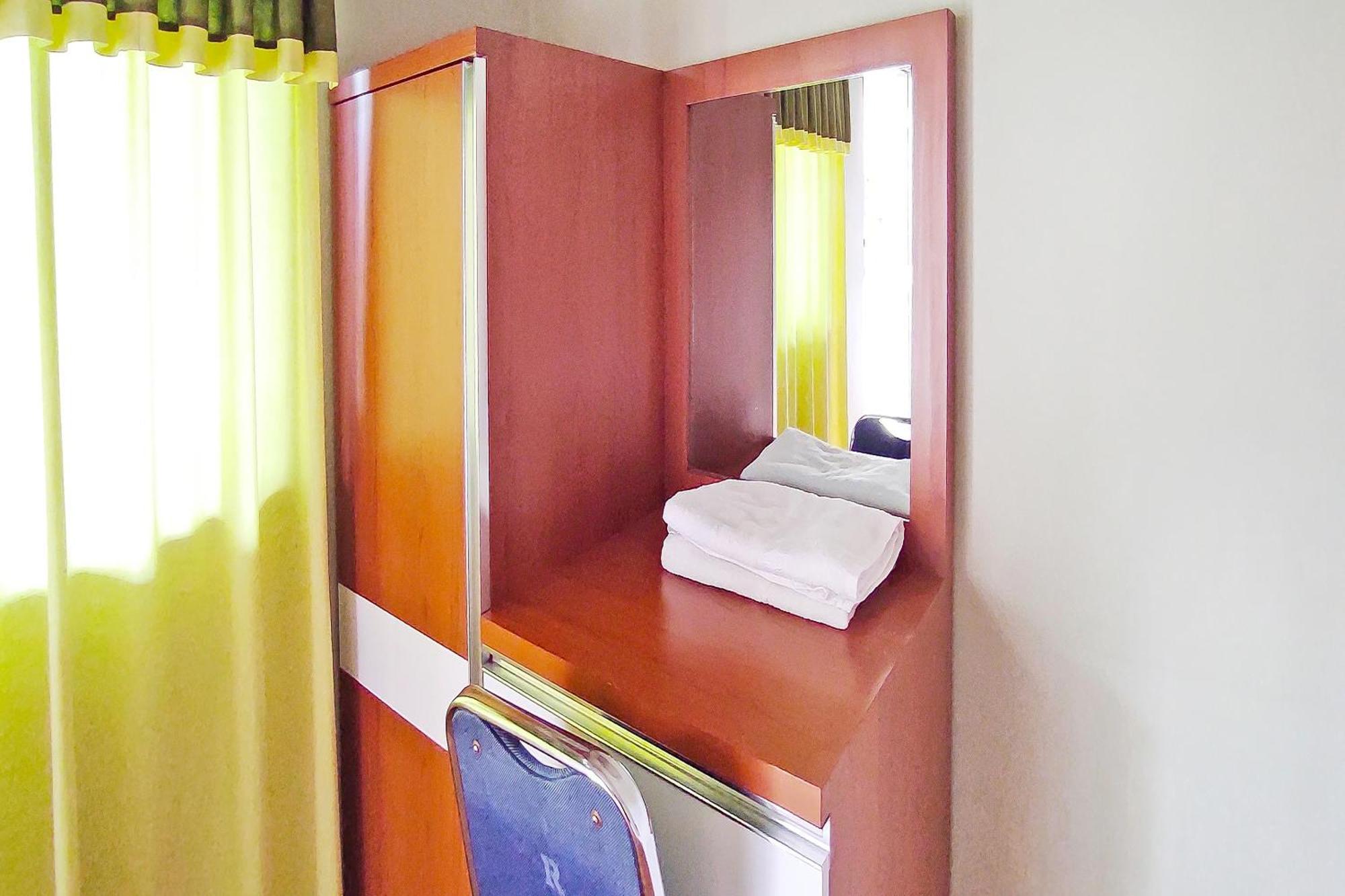 Collection O 91046 Hotel Remaja Indah Masamba ภายนอก รูปภาพ
